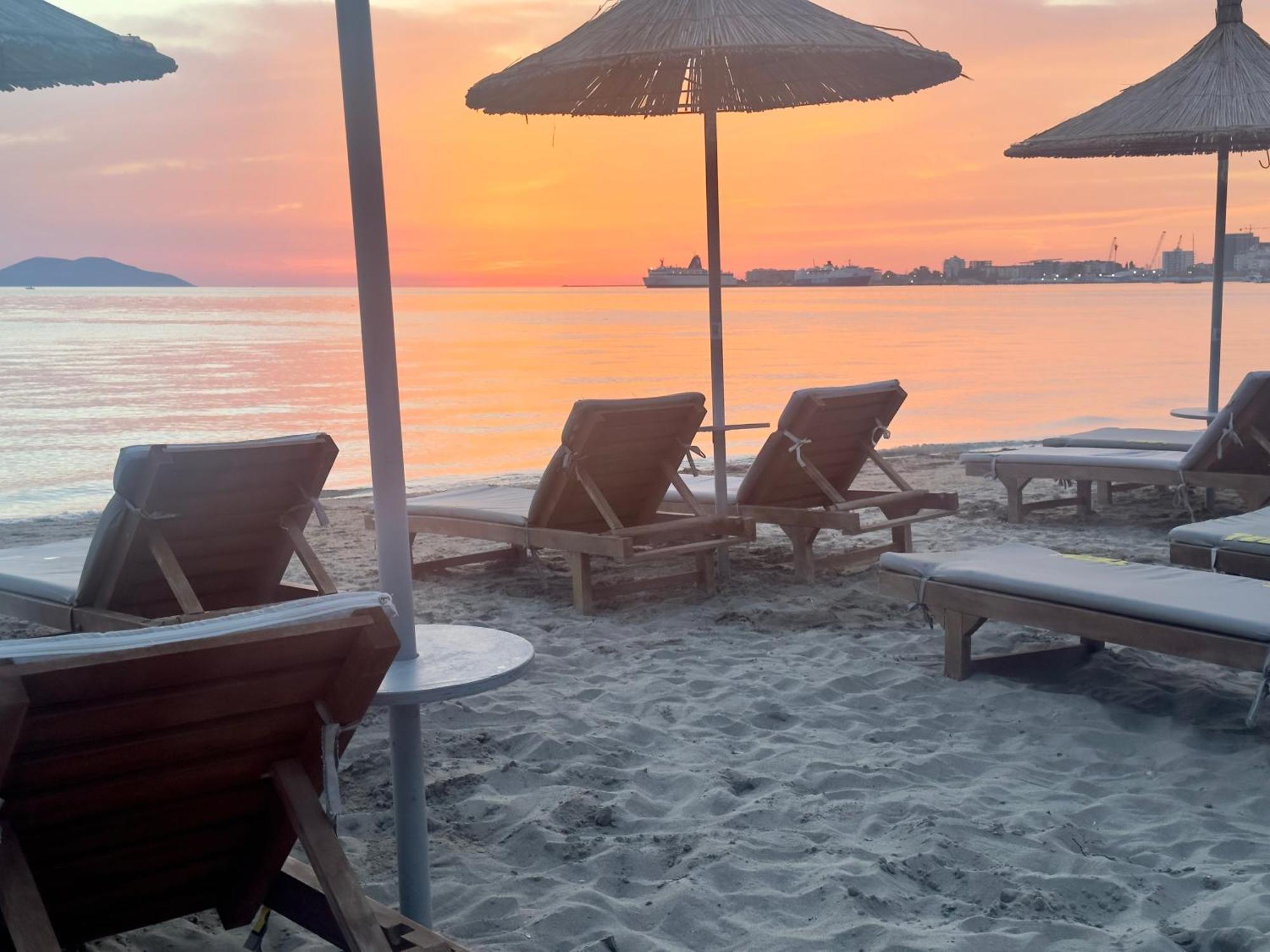 Elmar Comfort Vlorë Buitenkant foto